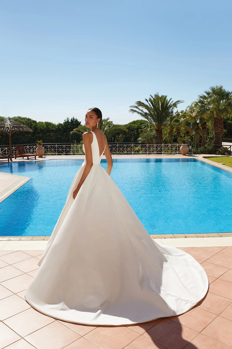 Demetrios 200148 #1 default backface vertical picture