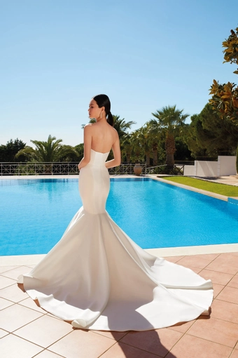 Demetrios 200153 #2 default backface vertical thumbnail