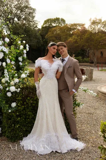 Vladiyan 2457 #0 default frontface vertical thumbnail