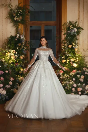 Vladiyan 2512 #0 default frontface vertical thumbnail