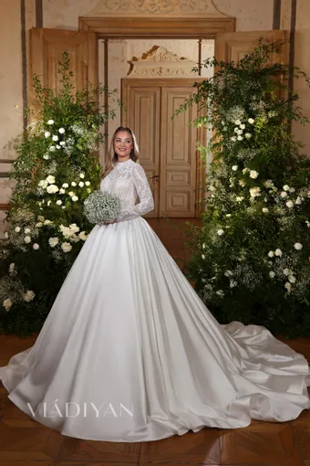 Vladiyan 2524 #0 default frontface vertical thumbnail