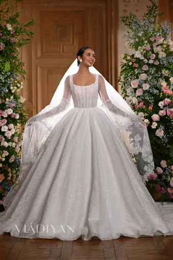 Vladiyan 2542 #2 backface vertical thumbnail