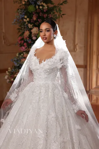 Vladiyan 2548 #3 frontface vertical cropped thumbnail