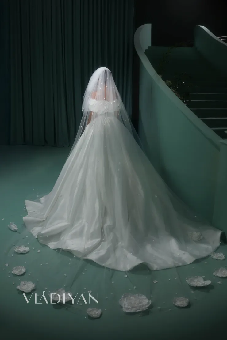 Vladiyan 2603 #1 default backface vertical picture