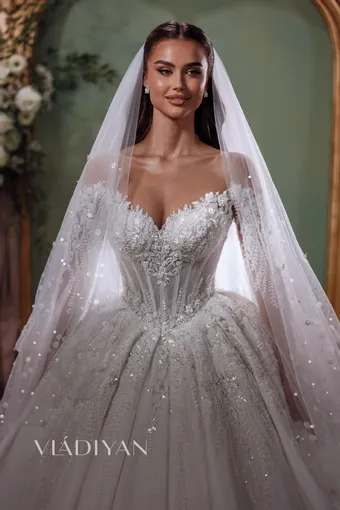 Vladiyan 2605 #1 frontface vertical thumbnail