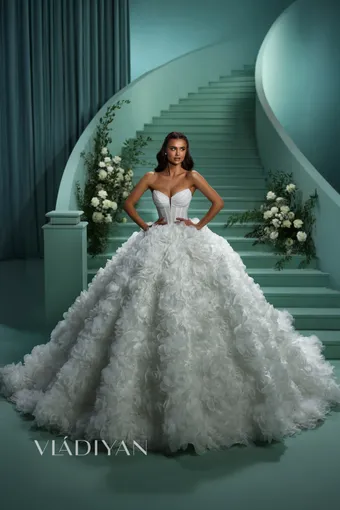 Vladiyan 2610 #4 frontface vertical thumbnail