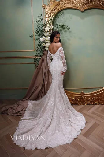 Vladiyan 2611 #1 default backface vertical thumbnail