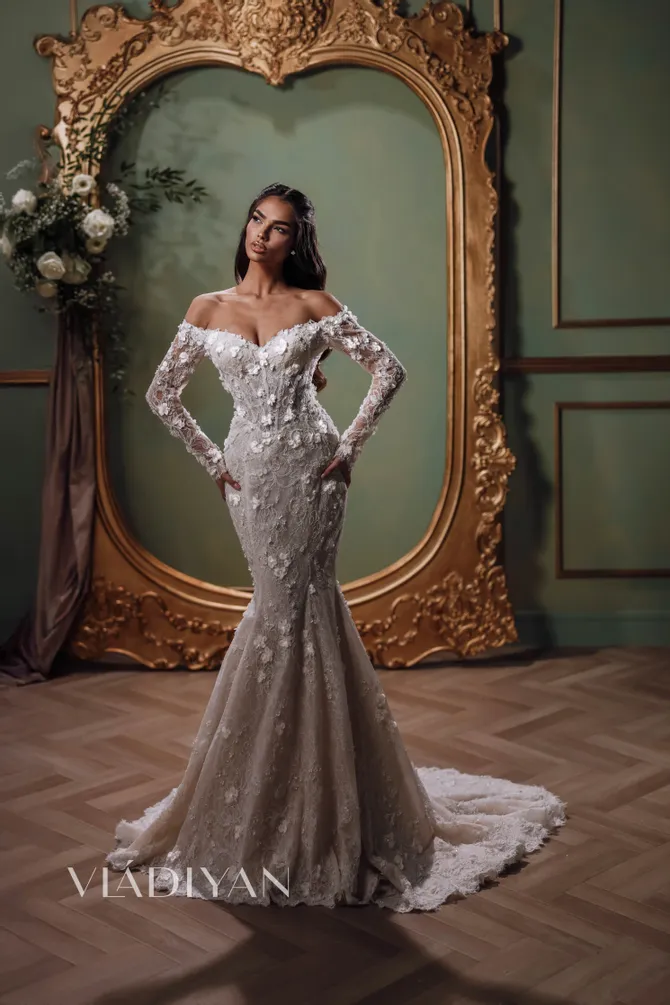 Vladiyan - 2611 | White Canvas Bridal