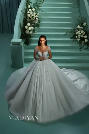 Vladiyan 2612 #0 default frontface vertical thumbnail