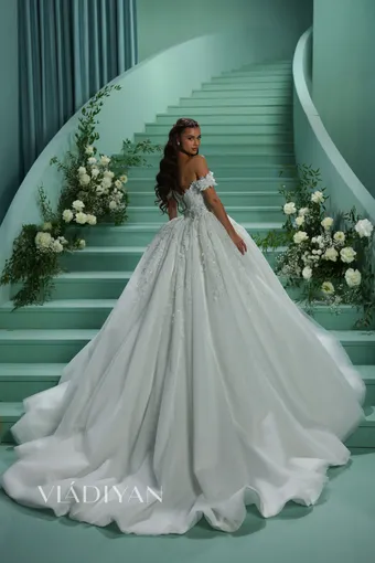 Vladiyan 2623 #2 default backface vertical thumbnail