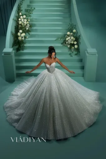 Vladiyan 2626 #2 frontface vertical thumbnail