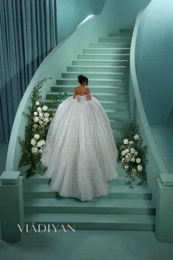 Vladiyan 2626 #3 default backface vertical thumbnail