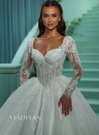 Vladiyan 2629 #0 vertical thumbnail