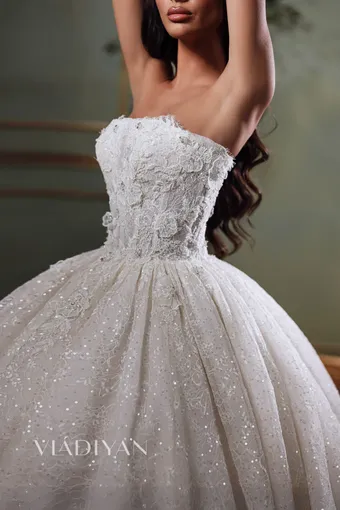 Vladiyan 2633 #2 vertical thumbnail