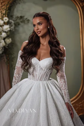 Vladiyan 2634 #2 vertical thumbnail