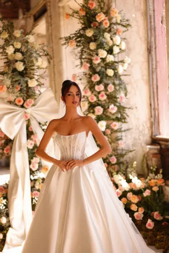 Victoria Soprano Anabelle #1 vertical thumbnail