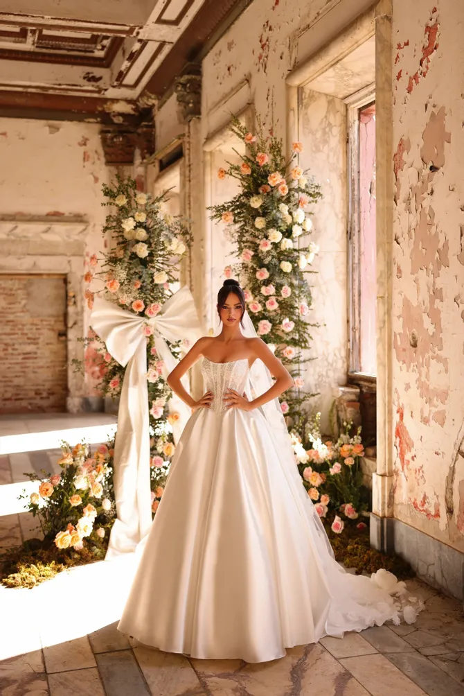 Victoria Soprano | White Canvas Bride - Anabelle | White Canvas Bridal