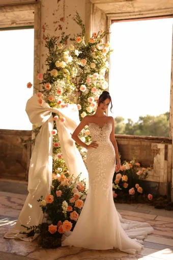 Victoria Soprano Anila #1 frontface vertical thumbnail