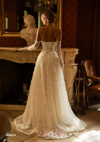 Fler Bianca #1 default backface vertical thumbnail