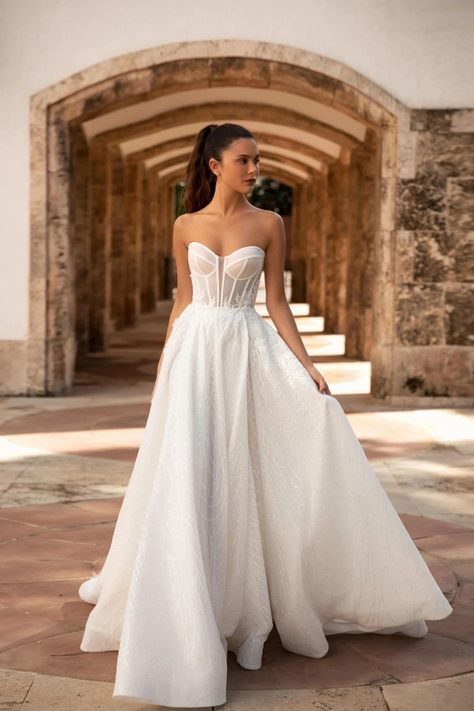 Yedyna Charlotte Default Image