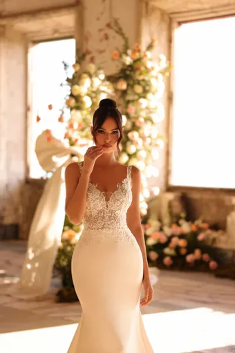 Victoria Soprano Dordana #2 frontface vertical cropped thumbnail