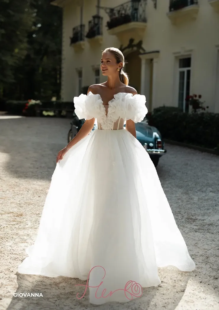 Fler Giovanna #0 default frontface vertical picture