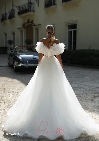 Fler Giovanna #1 default backface vertical thumbnail