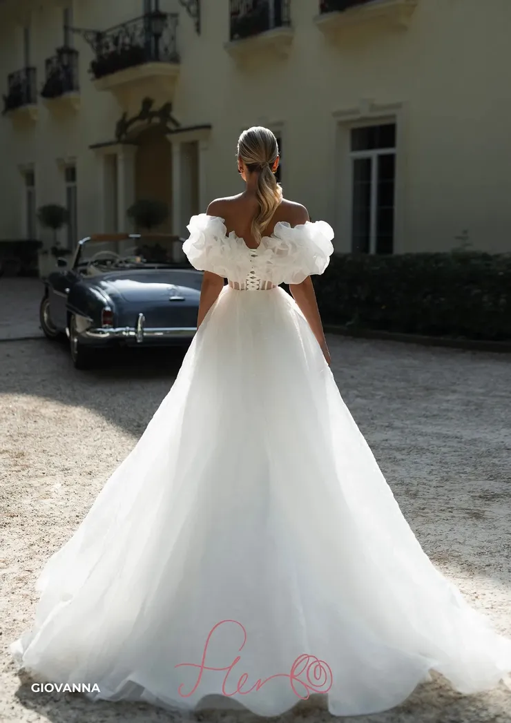 Fler Giovanna #1 default backface vertical picture