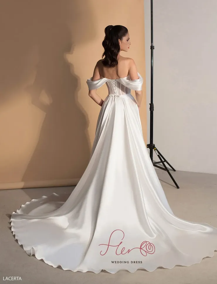 Fler Lacerte #1 default backface vertical picture