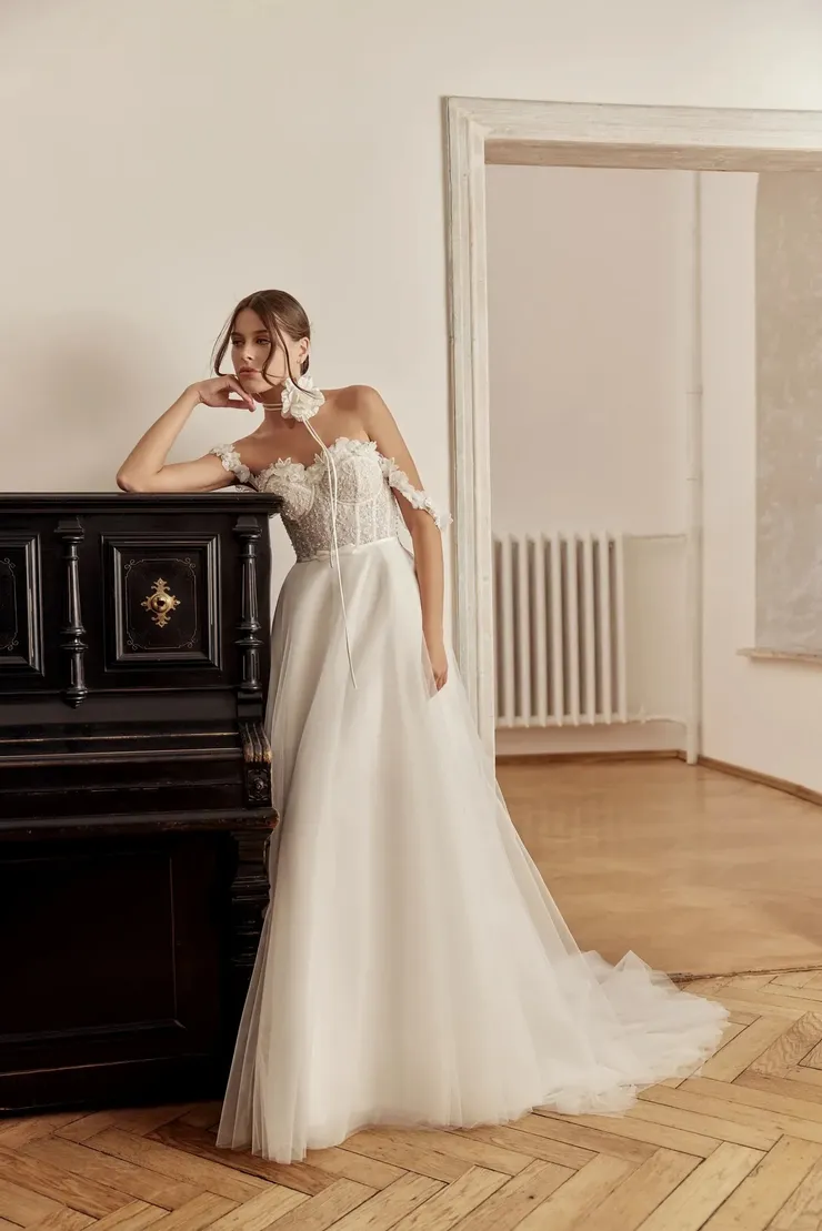 Victoria Soprano Lenvin Default Thumbnail Image