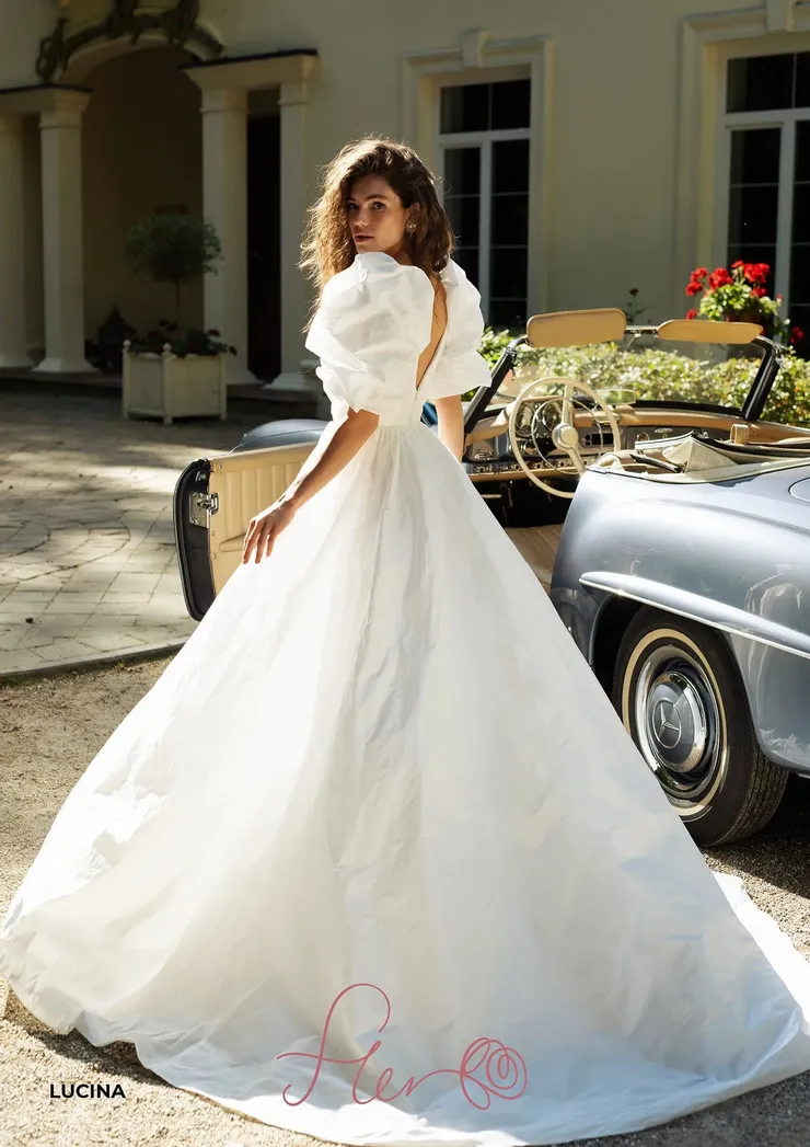 Fler Lucina #1 default backface vertical picture