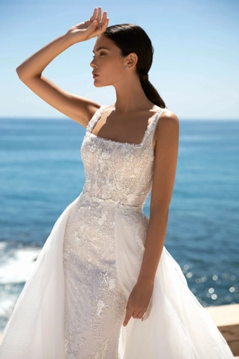 Yedyna Margot #3 vertical thumbnail