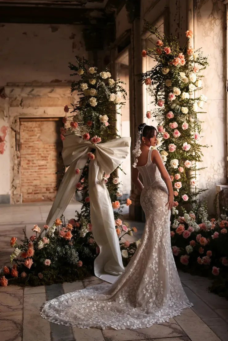 Victoria Soprano Mirlinda #1 default backface vertical picture