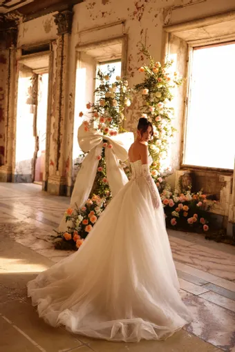 Victoria Soprano Ornela #2 default backface vertical thumbnail