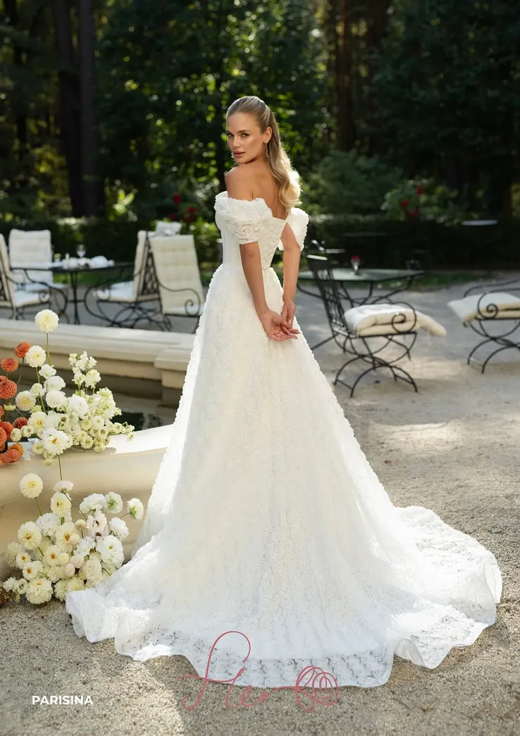 Fler Parisina #1 default backface vertical picture