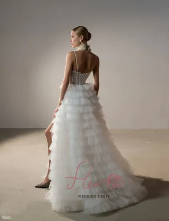 Fler Pavo #1 default backface vertical thumbnail