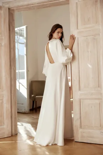 Victoria Soprano Radanne #2 default backface vertical thumbnail