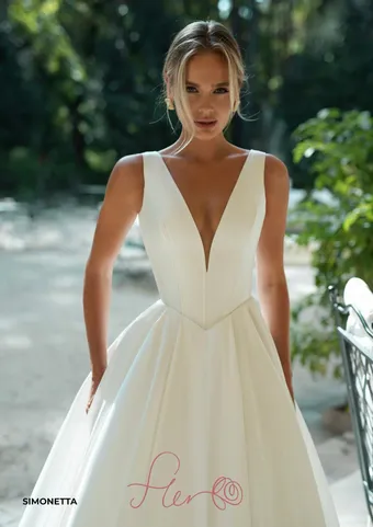 Fler Simonetta #2 frontface vertical cropped thumbnail