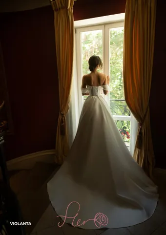 Fler Violanta #2 default backface vertical thumbnail